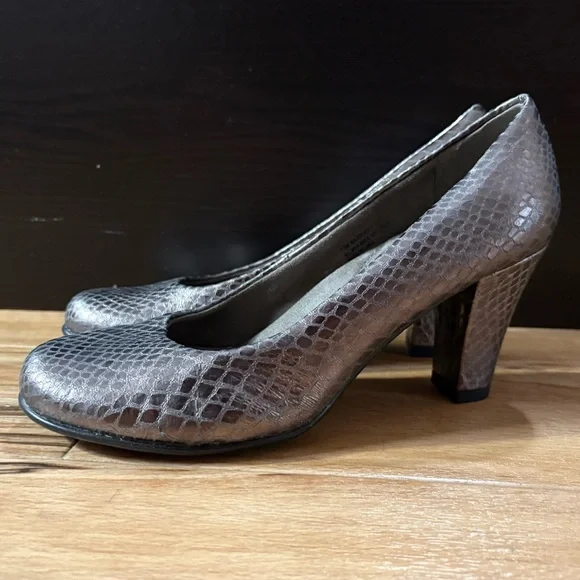 Aerosoles Heelrest Snakeskin Patterned Heels - Picture 3 of 9
